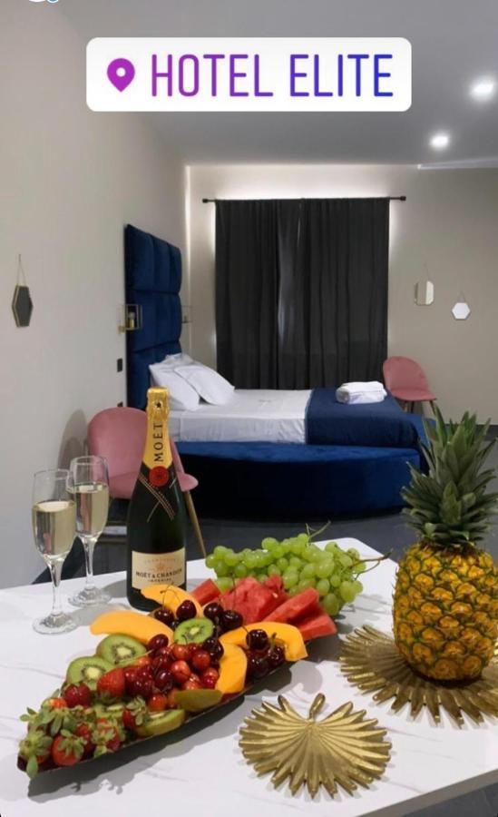 Hotel Elite Varcaturo Extérieur photo