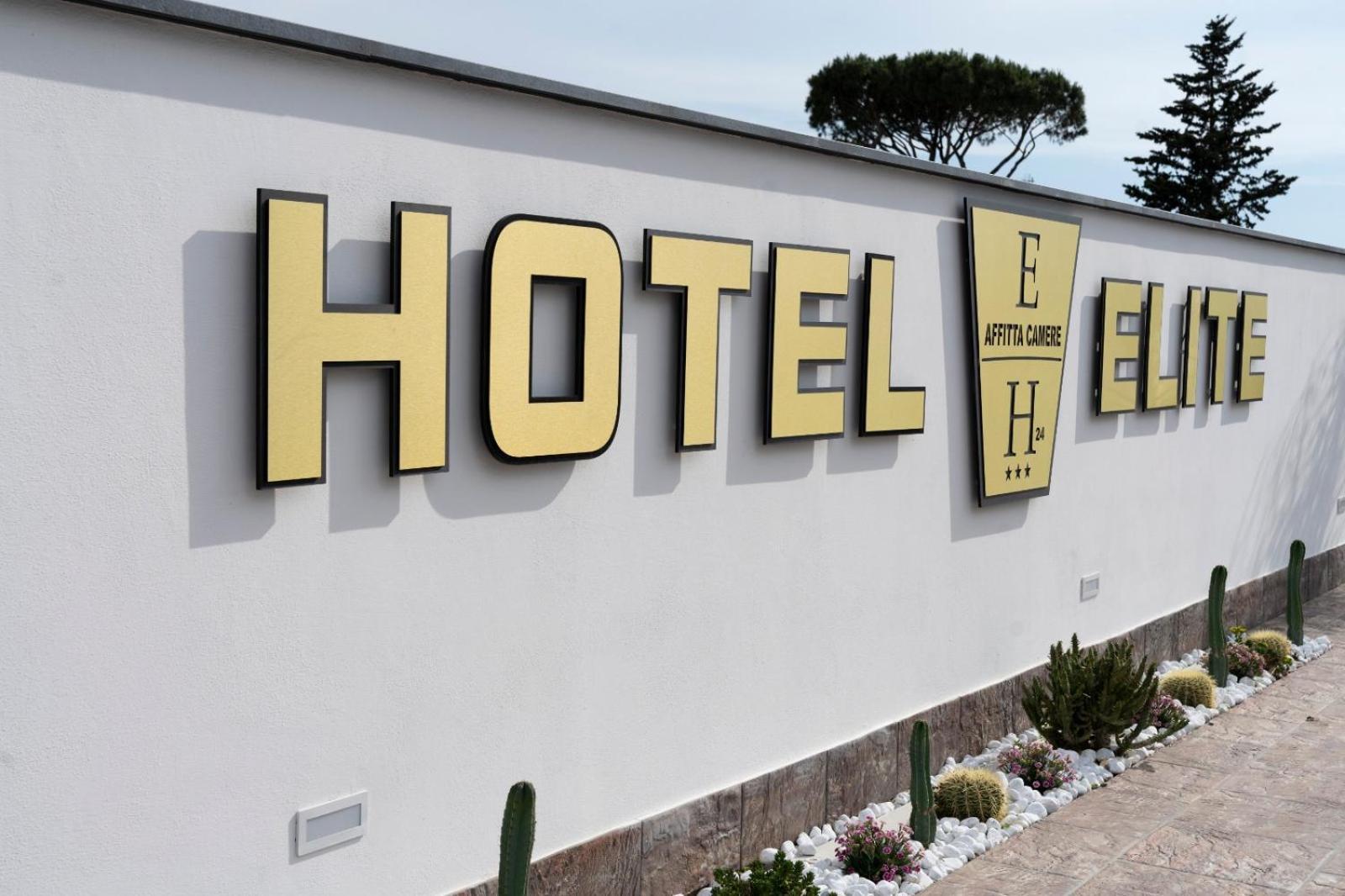 Hotel Elite Varcaturo Extérieur photo
