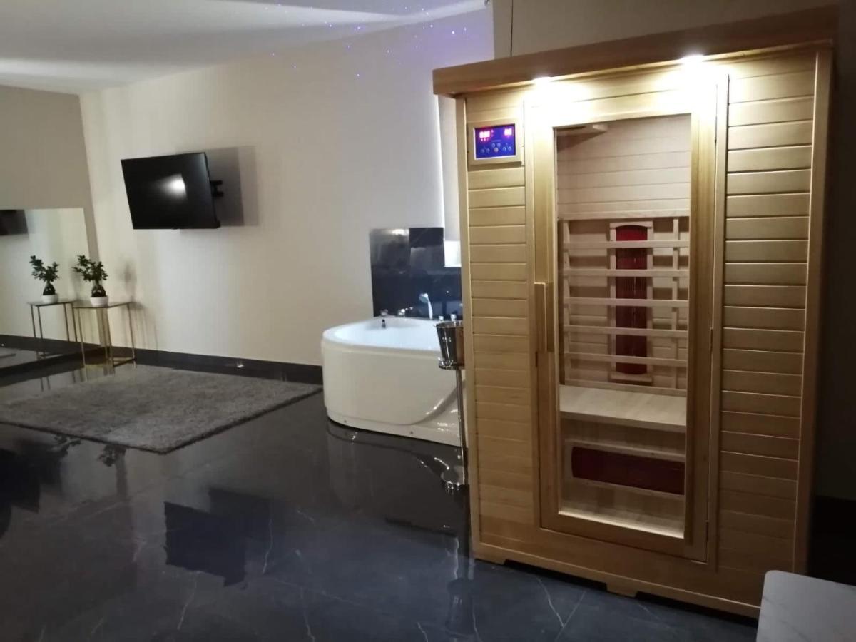 Hotel Elite Varcaturo Extérieur photo
