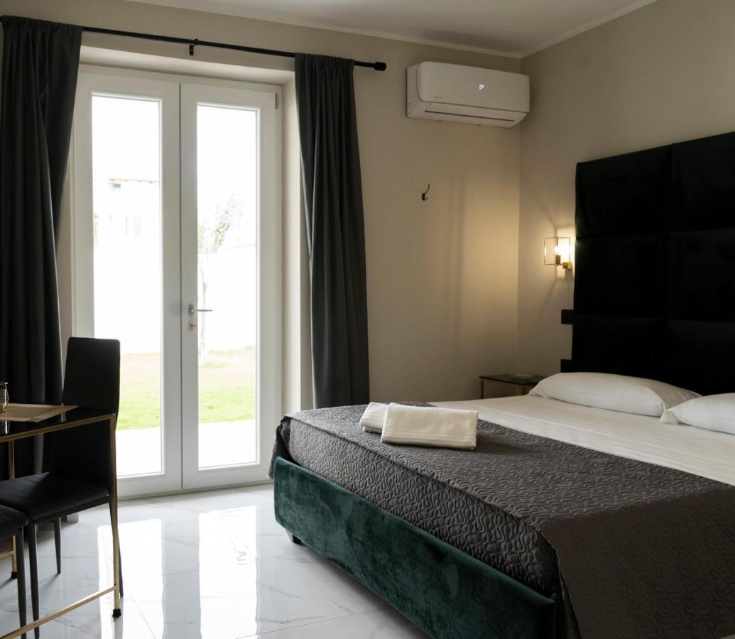 Hotel Elite Varcaturo Extérieur photo